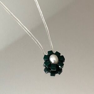 Modern Minimalist - Sterling Silver Necklace with Malachite and Pearl Pendant